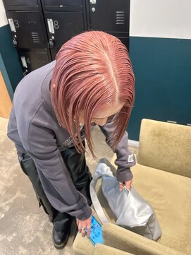 ヘアーブレイス(hair brace) ピンクよりのオレンジヘアー【菅野竜矢】