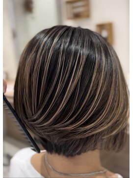 アッシュ 戸田公園店(Ash) 白髪をぼかすブロンドハイライト