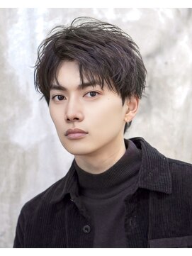 オーシャントーキョー シブヤジンナン(OCEAN TOKYO shibuya JINNAN) ニュアンスツーブロック束感アップバング