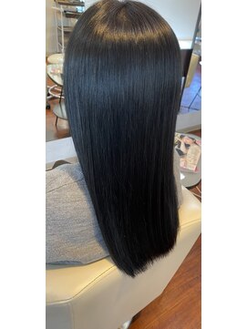 アウリィ(Aulii) 髪質改善トリートメント×ブルーブラックカラー