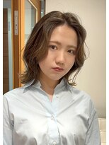 ビーハイブ 一番町店 アヴェダ(BEHIVE) 細めハイライトとくびれミディアム
