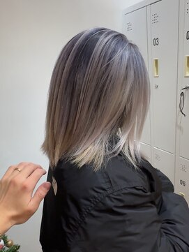 ヨハ ヘア パートナー(YOHA hair PARTNER) ◎シャドールーツ◎ホワイトグレージュ @shoki_yoha