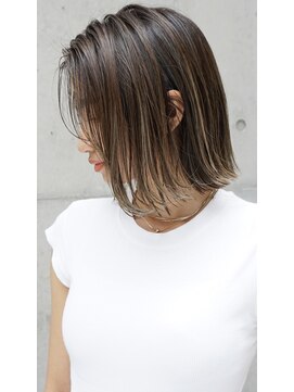 テディ(teddy) 切りっぱなしボブ×ハイライト