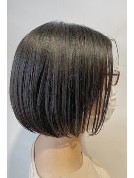 レセ 南柏店(Laissez) 大人ショートボブ/ワンレンボブ/カーキグレージュ/抜け感ボブ