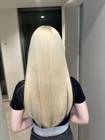 モニカ 原宿店(MONIQA) ホワイト