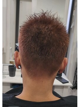 イッツマイン 毛呂山(IT’S MINE) スパイキーベリーショートオレンジブラウン