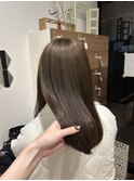 オリーブブラウン