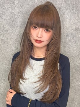 キャパ セントラル 天神 大名店(CAPA central) ロングヘア ミルクティーベージュ フルバング 顔周りレイヤー