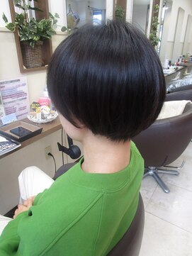 コアフィールフィス(COIFFURE fils) 【見附・今町】ネープレス　マッシュ