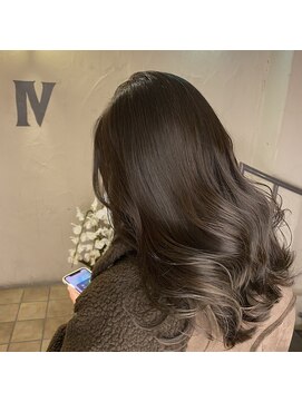 フォルメージ(formage) ブラウングレー