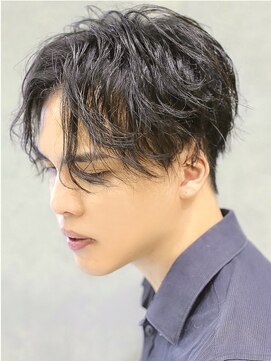 ピリナ(Pilina) 前下がりセンターパート