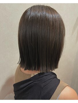 ヘアードゥ レディバグ(HAIR DO LADY BUG) 切りっぱなしボブ