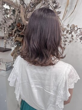 ベルム(Belme) ラベンダーグレージュふんわりカール