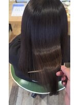 ヒライス 千歳船橋(Hiraeth)&nbsp;髪質改善カラーでダメージレス『白髪あっても綺麗な艶髪カラー』