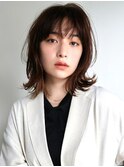 グレーベージュ×レイヤーボブ