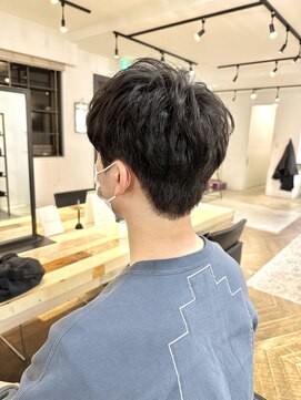 ファイブシーン アオヤマ(5SCENE AOYAMA) ビジネスヘア就活ヘアツーブロック刈り上げフェードメンズ