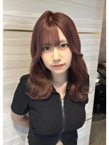 エルバイラビス 大宮(elu by lovis)&nbsp;《鈴木茉奈》ピンクブラウン/ブリーチありなしカラー