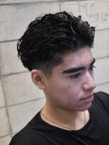 フランクスバーバー アンド ビアークラブ(FRANK'S BARBER and BEER CLUB)&nbsp;MEN’S HAIR/サーフカール/刈り上げセンターパート/有楽町