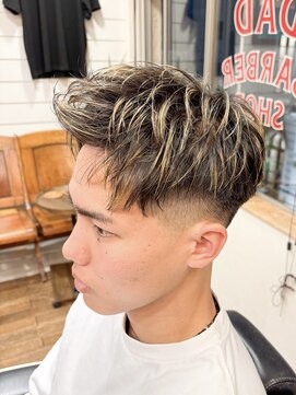 ダッド(DAD) [アップバング]