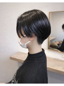 ブラン(Le BLANC) 【八幡 望弓】刈り上げハンサムショート