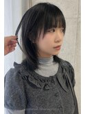 肩で跳ねるのが可愛い！ミディアムレイヤー/韓国ヘア