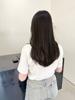 ザワン(the one .)&nbsp;【the one.】ナチュラルレイヤーの透明感グレー　-HIROMI-