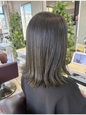 ミディアム レイヤーカット アッシュ 20代30代40代