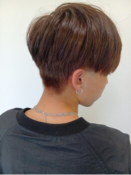 ポノヘアー美容室(pono hair)の写真/「駅すぐ/19時カット受付」女性オーナーがマンツーマンで仕上げる大人の清潔感