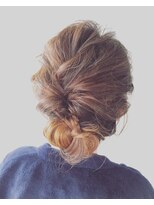 ヘアアンドメイク ムーア(Muuua)&nbsp;アレンジシニヨン