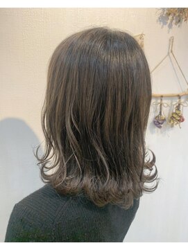 アンフィ 新杉田(Anphi) *. ash beige .*