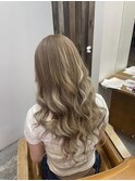 #巻き髪 #バレイヤージュ #ハイライト