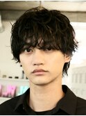 原宿シャドウパーマ緩めメンズマッシュウルフカットツーブロック