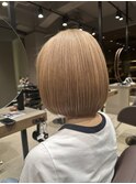 秋のイメチェン◎切りっぱなし肩上ボブ×ミルクティー