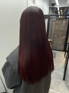 ヌープヘアーアイス(NUUP.hair ici) ブリーチなし赤髪チェリーレッド暖色艶カラーロング