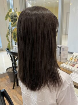 サーカス 町田(circus) 暗めのナチュラルベージュ