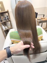 リブ(LIV)&nbsp;カラーリタッチ×美髪再生トリートメントでさらさらロング