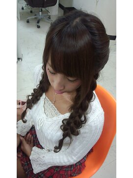 エヌエービー 池袋店(N.A.B.) 編み込みアレンジ（ヘアセット）