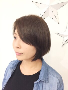 ヘアアンドメイク ムーア(Muuua) 外国人風カラーのフレンチボブ