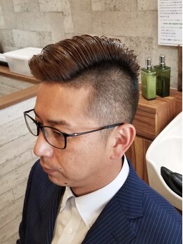 ヘアーグロースフォーメン(HAIR GROWTH for men)の写真/【玉造駅徒歩3分】育毛促進メニューもおすすめ◎落ち着いた空間で、毎日忙し男性に極上のサロンタイムを。