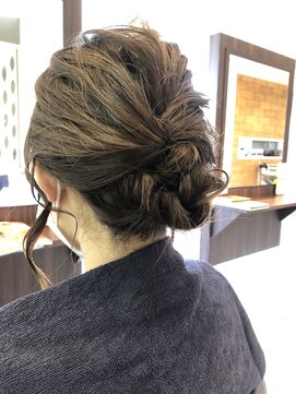 シャンティーク(shanteek) シニヨンアップ