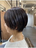 ショートボブ