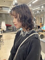 シスタ(SISTA)&nbsp;ウルフパーマウルフカットミディアムパーマ