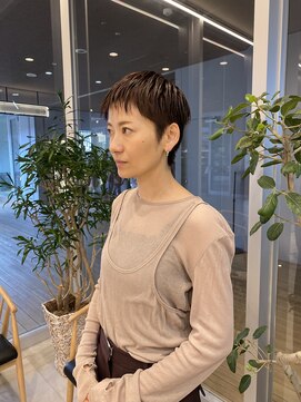 エクリジユウガオカ(equri Jiyugaoka) 【自由が丘】ピクシーカット/30代40代50代/メンズライク