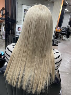 ニーゼロゼロナナ(2007) ブロンドカラー