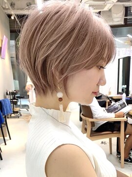 ラフ 新宿(Laff) 似合わせカット20代30代40代50代くびれショート丸みショートボブ