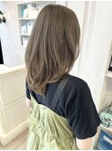 福山市美容師求人スタッフ募集中くすみベージュロングレイヤー