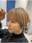 ショートボブ
