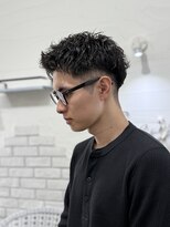 ヘアーグランデシーク(Hair Grande Seeek)&nbsp;ピンパーマスパイキーショートメンズパーマ短髪パーマ