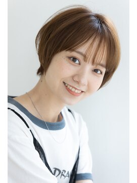 リル 8F 銀座(Rire) 【Rire-リル銀座-】３０代４０代にオススメマッシュショート