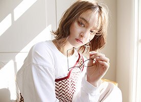 【人気NO.1】カット+艶カラー+内部補修4STEPトリートメント　　\8500